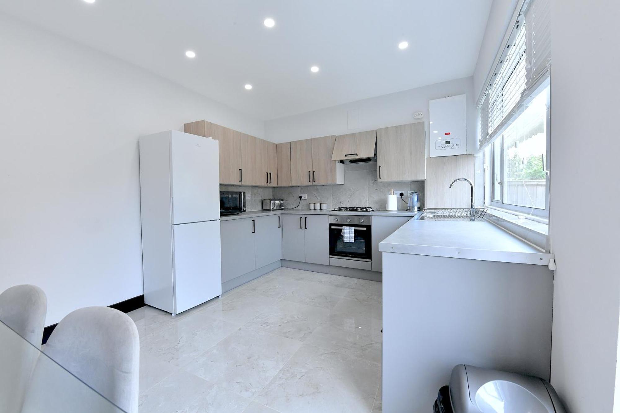 North West London Escape Villa มิลล์ฮิลล์ ภายนอก รูปภาพ