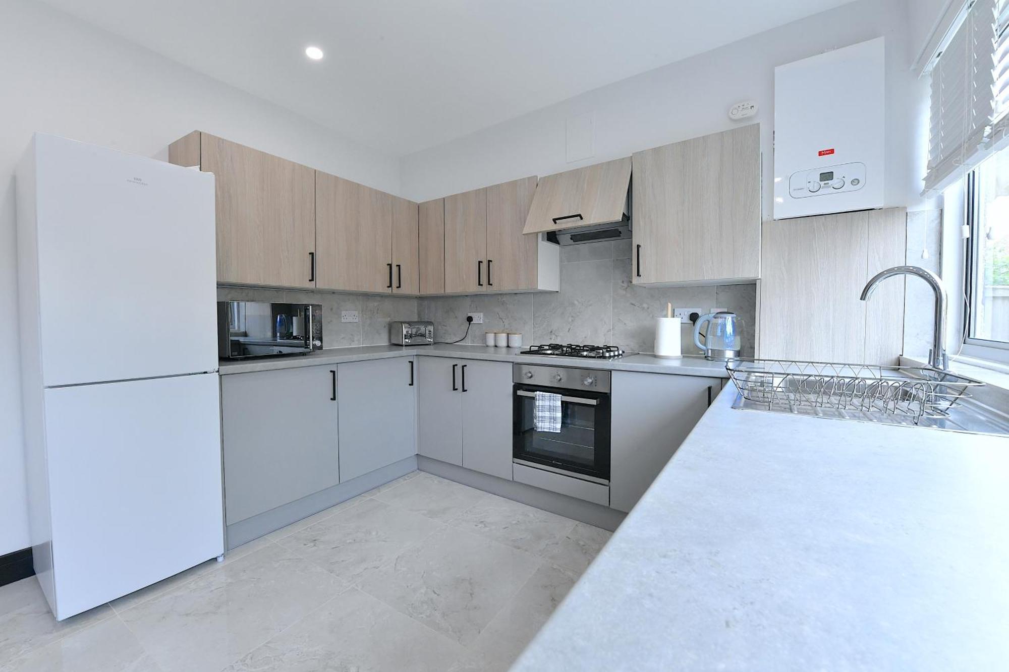 North West London Escape Villa มิลล์ฮิลล์ ภายนอก รูปภาพ