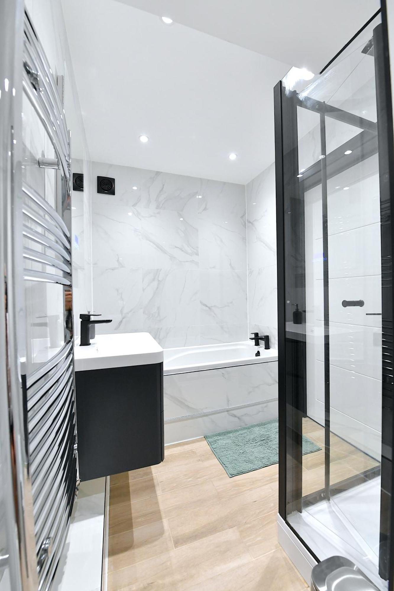 North West London Escape Villa มิลล์ฮิลล์ ภายนอก รูปภาพ
