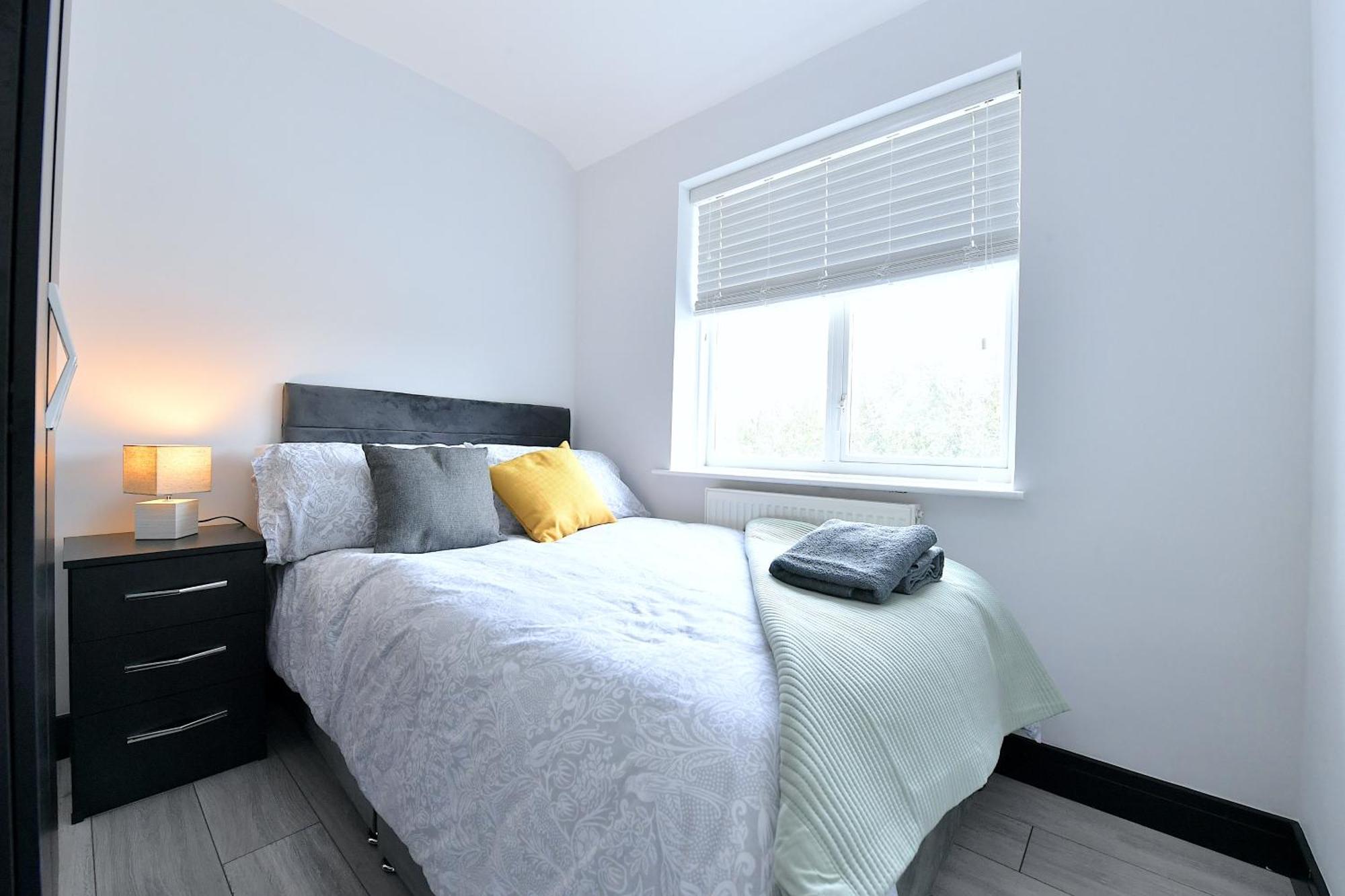 North West London Escape Villa มิลล์ฮิลล์ ภายนอก รูปภาพ