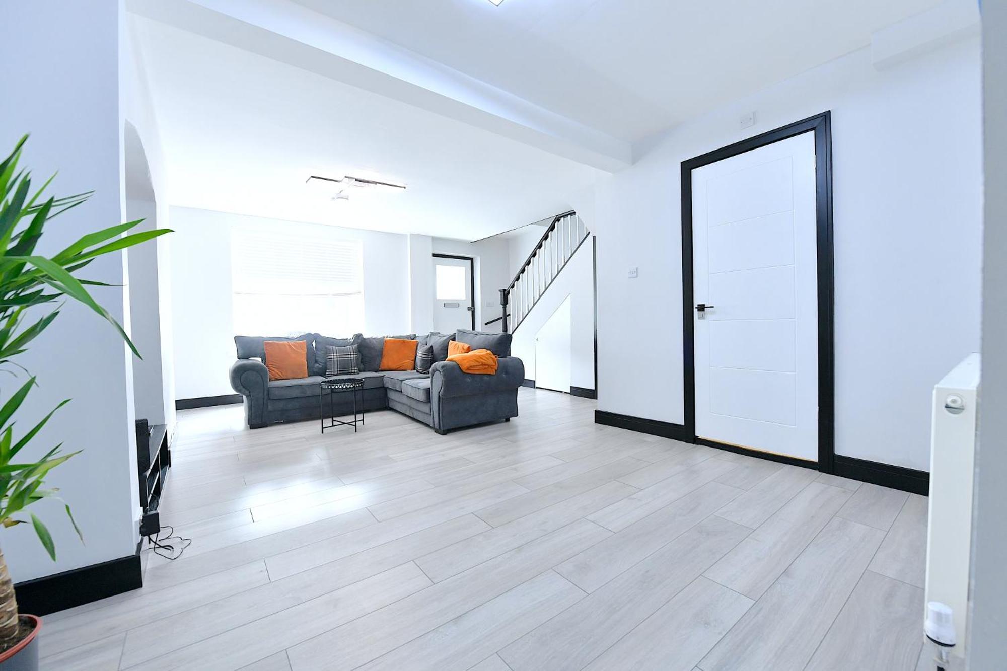 North West London Escape Villa มิลล์ฮิลล์ ภายนอก รูปภาพ